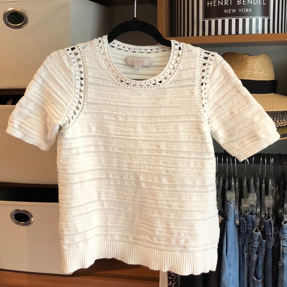 LOFT Tops - LOFT Crochet Trim SS Top